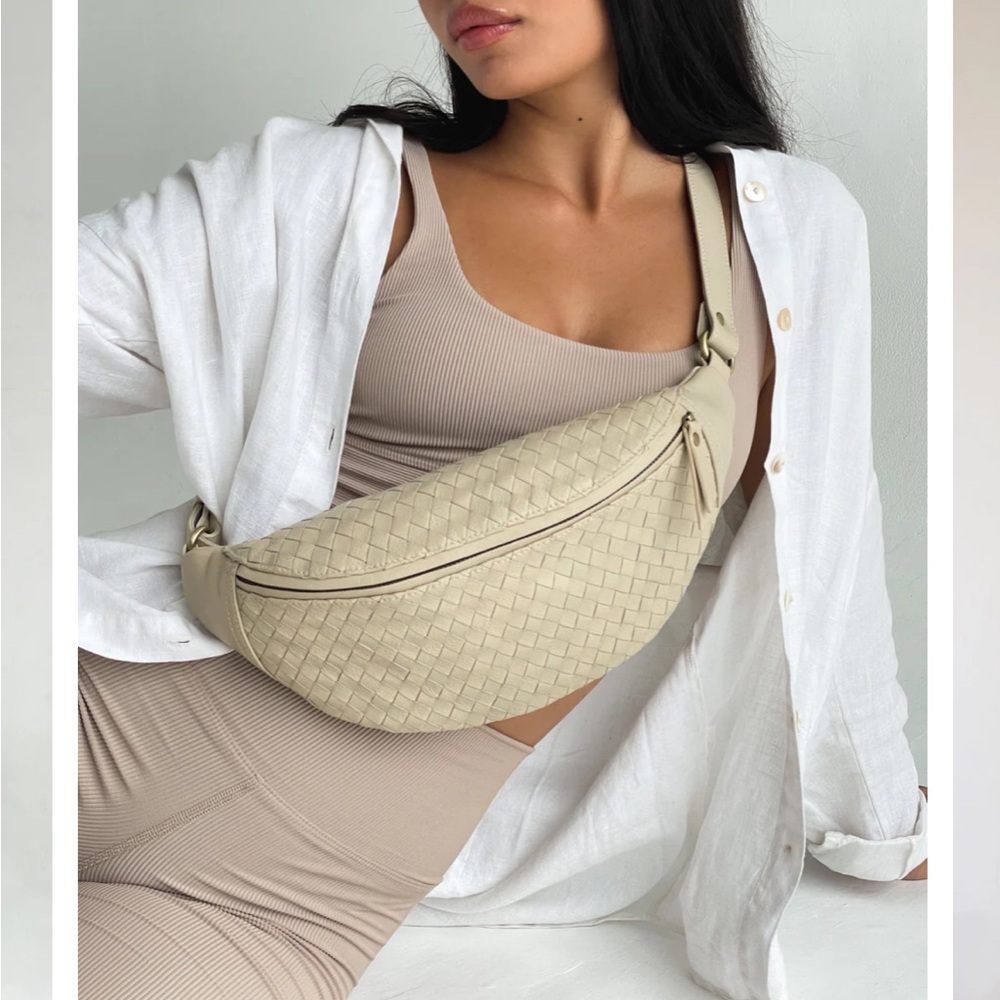 Mandrn Woven Atlas Crossbody Purse  - Bone